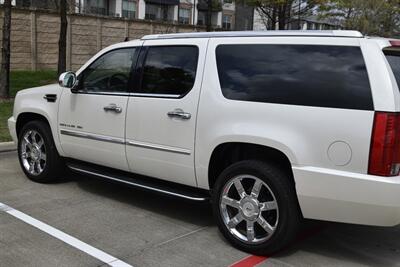 2012 Cadillac Escalade ESV LUXURY NAV BK/CAM S/ROOF 53K ORIG MILES   - Photo 15 - Stafford, TX 77477