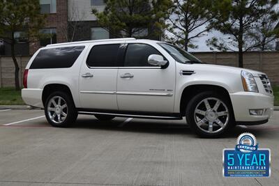 2012 Cadillac Escalade ESV LUXURY NAV BK/CAM S/ROOF 53K ORIG MILES   - Photo 1 - Stafford, TX 77477