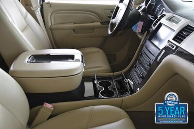 2012 Cadillac Escalade ESV LUXURY NAV BK/CAM S/ROOF 53K ORIG MILES   - Photo 30 - Stafford, TX 77477