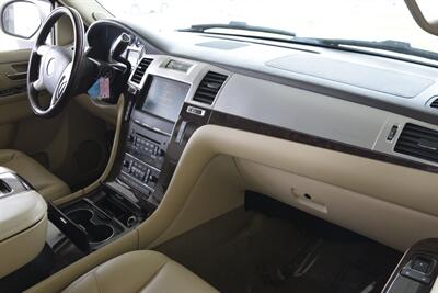 2012 Cadillac Escalade ESV LUXURY NAV BK/CAM S/ROOF 53K ORIG MILES   - Photo 28 - Stafford, TX 77477