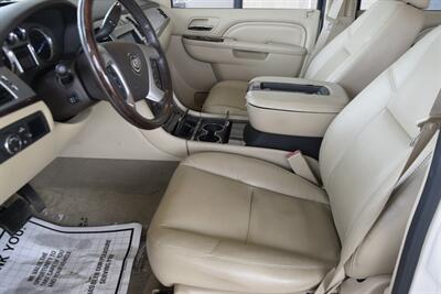 2012 Cadillac Escalade ESV LUXURY NAV BK/CAM S/ROOF 53K ORIG MILES   - Photo 29 - Stafford, TX 77477