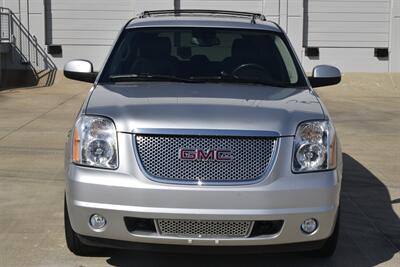 2013 GMC Yukon Denali 56K ORIG MILES NAV BK/CAM ROOF HTD STS NICE   - Photo 2 - Stafford, TX 77477