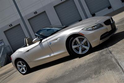 2010 BMW Z4 sDrive30i 48K LOW MILES FRESH TRADE IMMACULATE   - Photo 29 - Stafford, TX 77477