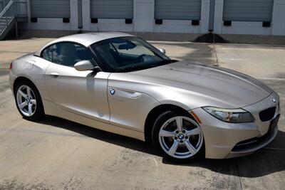 2010 BMW Z4 sDrive30i 48K LOW MILES FRESH TRADE IMMACULATE   - Photo 2 - Stafford, TX 77477