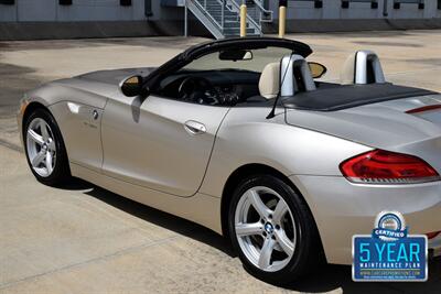 2010 BMW Z4 sDrive30i 48K LOW MILES FRESH TRADE IMMACULATE   - Photo 15 - Stafford, TX 77477