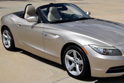 2010 BMW Z4 sDrive30i 48K LOW MILES FRESH TRADE IMMACULATE   - Photo 7 - Stafford, TX 77477