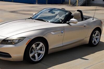 2010 BMW Z4 sDrive30i 48K LOW MILES FRESH TRADE IMMACULATE   - Photo 8 - Stafford, TX 77477