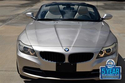 2010 BMW Z4 sDrive30i 48K LOW MILES FRESH TRADE IMMACULATE   - Photo 3 - Stafford, TX 77477