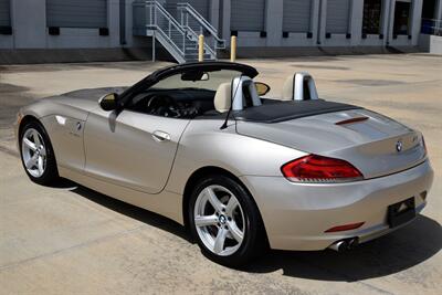 2010 BMW Z4 sDrive30i 48K LOW MILES FRESH TRADE IMMACULATE   - Photo 13 - Stafford, TX 77477