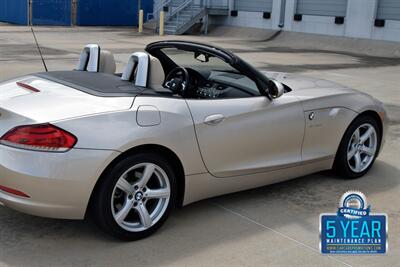 2010 BMW Z4 sDrive30i 48K LOW MILES FRESH TRADE IMMACULATE   - Photo 16 - Stafford, TX 77477