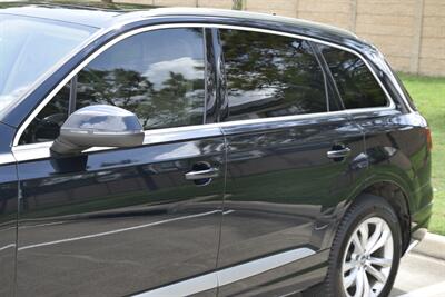 2017 Audi Q7 3.0T QUATTRO PREM+ NAV BK/CAM BSM LN ASST ROOF   - Photo 9 - Stafford, TX 77477