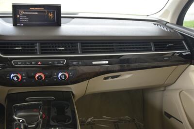 2017 Audi Q7 3.0T QUATTRO PREM+ NAV BK/CAM BSM LN ASST ROOF   - Photo 25 - Stafford, TX 77477