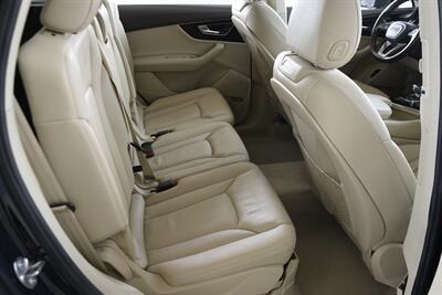 2017 Audi Q7 3.0T QUATTRO PREM+ NAV BK/CAM BSM LN ASST ROOF   - Photo 37 - Stafford, TX 77477