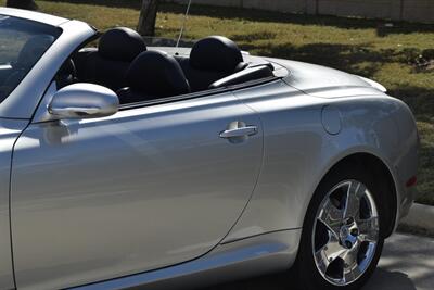 2004 Lexus SC 430 CONVERTIBLE NAV HTD STS 37K LOW MILES CLEAN   - Photo 10 - Stafford, TX 77477