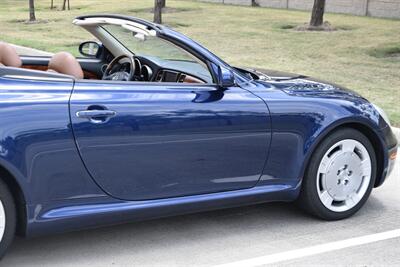 2002 Lexus SC 430 CONVERTIBLE NAV HTD STS LOW MILES CLEAN   - Photo 20 - Stafford, TX 77477