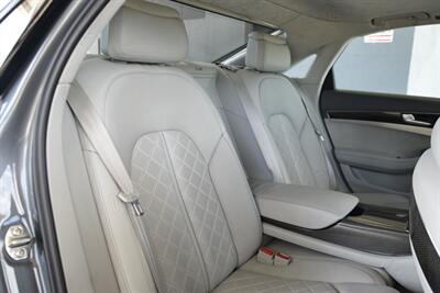 2013 Audi S8 4.0T QUATTRO TOP LOADED NAV BK/CAM HTD/AC SEATS   - Photo 40 - Stafford, TX 77477