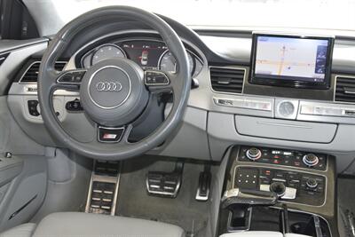 2013 Audi S8 4.0T QUATTRO TOP LOADED NAV BK/CAM HTD/AC SEATS   - Photo 25 - Stafford, TX 77477