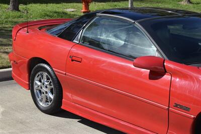 2002 Chevrolet Camaro Z28 COUPE AUTOMATIC LTHR LOW MILES FRESH TRADE IN   - Photo 8 - Stafford, TX 77477