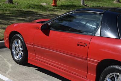 2002 Chevrolet Camaro Z28 COUPE AUTOMATIC LTHR LOW MILES FRESH TRADE IN   - Photo 16 - Stafford, TX 77477