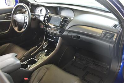 2016 Honda Accord EX-L V6 w/Navi w/Honda Sensing S/ROOF HWY MILES   - Photo 24 - Stafford, TX 77477