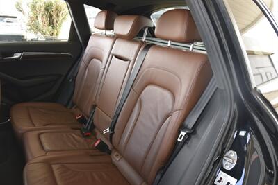 2012 Audi Q5 2.0T QUATTRO PREM+ BROWN LTHR PANO ROOF LOADED   - Photo 38 - Stafford, TX 77477