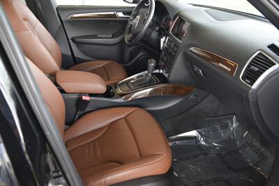 2012 Audi Q5 2.0T QUATTRO PREM+ BROWN LTHR PANO ROOF LOADED   - Photo 31 - Stafford, TX 77477