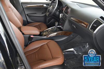 2012 Audi Q5 2.0T QUATTRO PREM+ BROWN LTHR PANO ROOF LOADED   - Photo 31 - Stafford, TX 77477