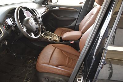 2012 Audi Q5 2.0T QUATTRO PREM+ BROWN LTHR PANO ROOF LOADED   - Photo 30 - Stafford, TX 77477