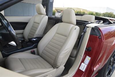 2008 Ford Mustang GT PREMIUM 5SPD MANUAL LTHR PREM WHLS FRESH TRADE   - Photo 29 - Stafford, TX 77477
