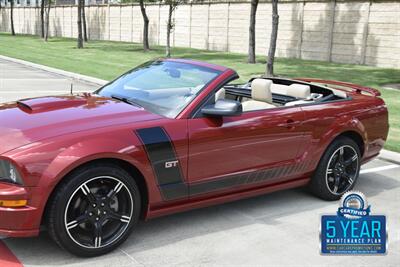 2008 Ford Mustang GT PREMIUM 5SPD MANUAL LTHR PREM WHLS FRESH TRADE   - Photo 8 - Stafford, TX 77477