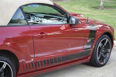 2008 Ford Mustang GT PREMIUM 5SPD MANUAL LTHR PREM WHLS FRESH TRADE   - Photo 19 - Stafford, TX 77477
