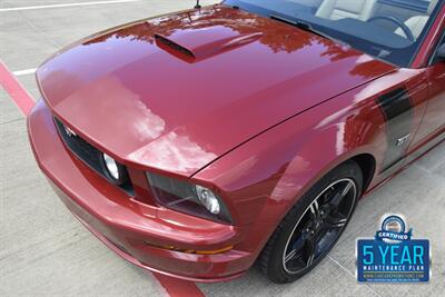 2008 Ford Mustang GT PREMIUM 5SPD MANUAL LTHR PREM WHLS FRESH TRADE   - Photo 11 - Stafford, TX 77477