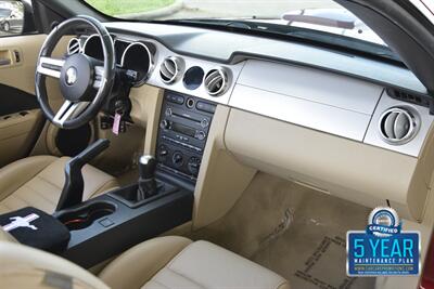 2008 Ford Mustang GT PREMIUM 5SPD MANUAL LTHR PREM WHLS FRESH TRADE   - Photo 26 - Stafford, TX 77477