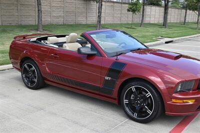 2008 Ford Mustang GT PREMIUM 5SPD MANUAL LTHR PREM WHLS FRESH TRADE   - Photo 7 - Stafford, TX 77477