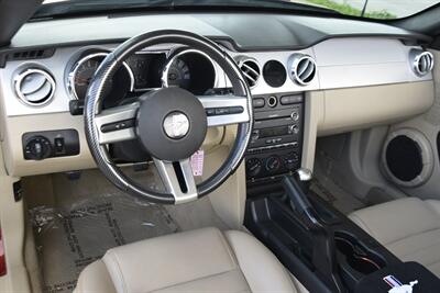 2008 Ford Mustang GT PREMIUM 5SPD MANUAL LTHR PREM WHLS FRESH TRADE   - Photo 25 - Stafford, TX 77477