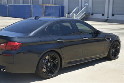 2013 BMW M5 SPORTS TOP LOADED PREM WHLS RECENTLY SERVICED   - Photo 13 - Stafford, TX 77477