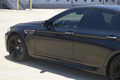 2013 BMW M5 SPORTS TOP LOADED PREM WHLS RECENTLY SERVICED   - Photo 14 - Stafford, TX 77477