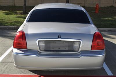 2009 Lincoln Town Car Signature Limited 86K MILES NEW CAR TRADE CLEAN   - Photo 21 - Stafford, TX 77477