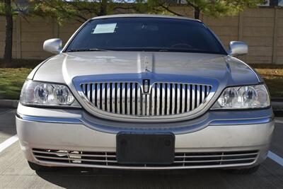 2009 Lincoln Town Car Signature Limited 86K MILES NEW CAR TRADE CLEAN   - Photo 3 - Stafford, TX 77477