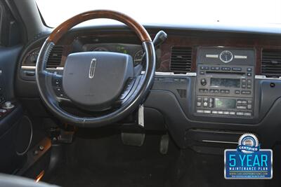 2009 Lincoln Town Car Signature Limited 86K MILES NEW CAR TRADE CLEAN   - Photo 26 - Stafford, TX 77477