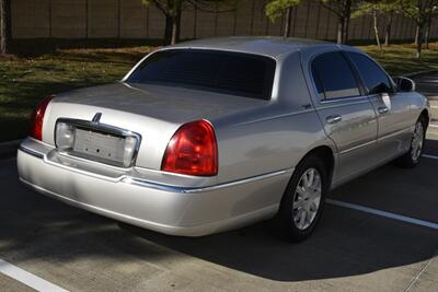 2009 Lincoln Town Car Signature Limited 86K MILES NEW CAR TRADE CLEAN   - Photo 14 - Stafford, TX 77477