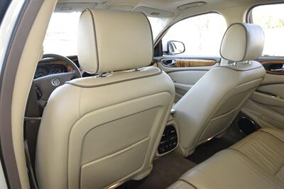 2008 Jaguar XJ8 LUXURY 58K LOW MILES NAV ROOF HTD/AC SEATS CLEAN   - Photo 37 - Stafford, TX 77477