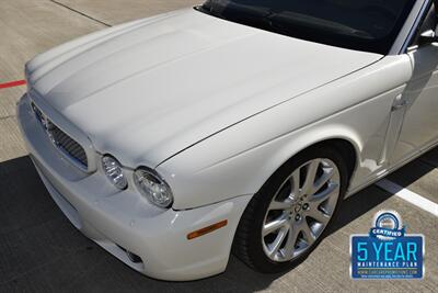 2008 Jaguar XJ8 LUXURY 58K LOW MILES NAV ROOF HTD/AC SEATS CLEAN   - Photo 10 - Stafford, TX 77477