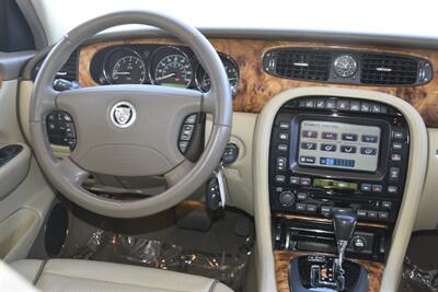 2008 Jaguar XJ8 LUXURY 58K LOW MILES NAV ROOF HTD/AC SEATS CLEAN   - Photo 27 - Stafford, TX 77477