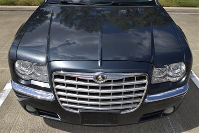 2007 Chrysler 300C V8 HEMI UPTO DATE SRVCS HWY MILES CLEAN   - Photo 16 - Stafford, TX 77477