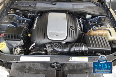 2007 Chrysler 300C V8 HEMI UPTO DATE SRVCS HWY MILES CLEAN   - Photo 46 - Stafford, TX 77477