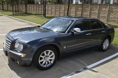 2007 Chrysler 300C V8 HEMI UPTO DATE SRVCS HWY MILES CLEAN   - Photo 9 - Stafford, TX 77477