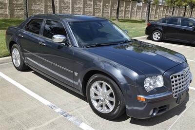 2007 Chrysler 300C V8 HEMI UPTO DATE SRVCS HWY MILES CLEAN   - Photo 8 - Stafford, TX 77477