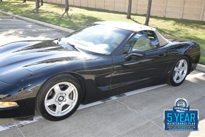 1998 Chevrolet Corvette CONVERTIBLE 6SPD MANUAL FRESH TRADE IN CLEAN   - Photo 5 - Stafford, TX 77477