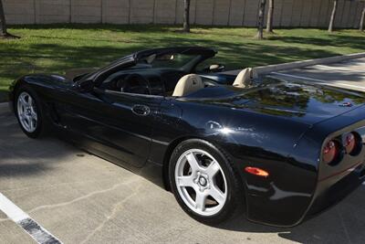 1998 Chevrolet Corvette CONVERTIBLE 6SPD MANUAL FRESH TRADE IN CLEAN   - Photo 14 - Stafford, TX 77477
